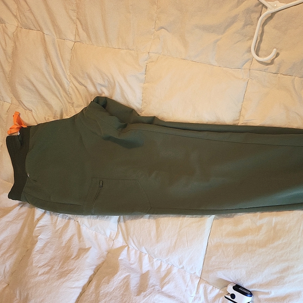 Figs Olive Green Women's Pants